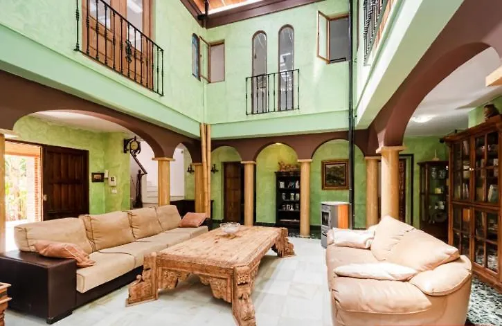 Preciosa Villa Con Gran Piscina Y Fabulosas Vistas アラウリン・デ・ラ・トレ スペイン