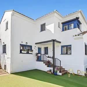 https://casa-pareada-en-los-pinos-de-alhaurin-malaga.hotelsinnerja.org